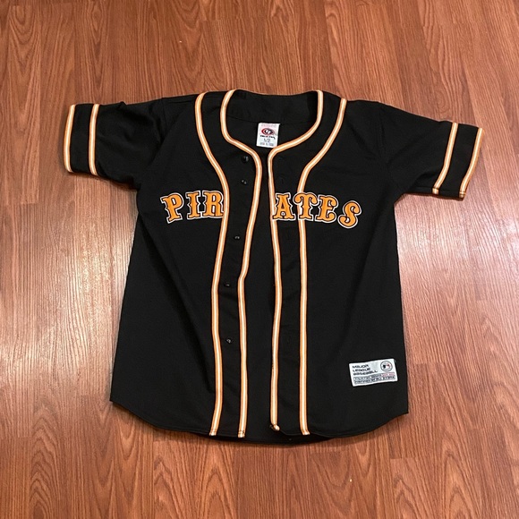 Boys Pittsburgh Pirates 100% Polyester Button Down Shirt - Picture 1 of 4